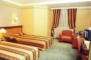Ξενοδοχείο Aygun Plaza 4*